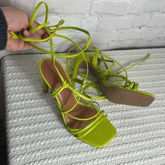 ASOS NAIROBI STAPPY TIE LEG HIGH HEELED SANDLES IN GREEN - Picture 3 of 8